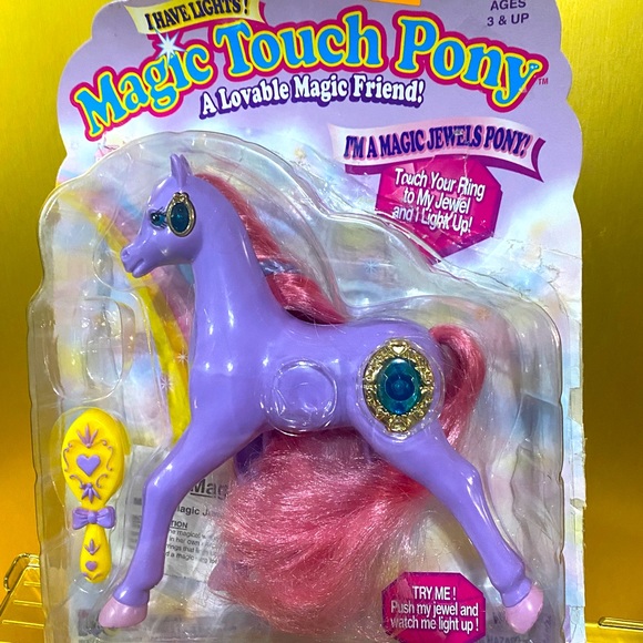 MAGIC TOUCH PONY VTG 1996 JEWELS PONY SHANNON JEWELS LIGHT UP & BLINK WORKS! - Picture 2 of 16